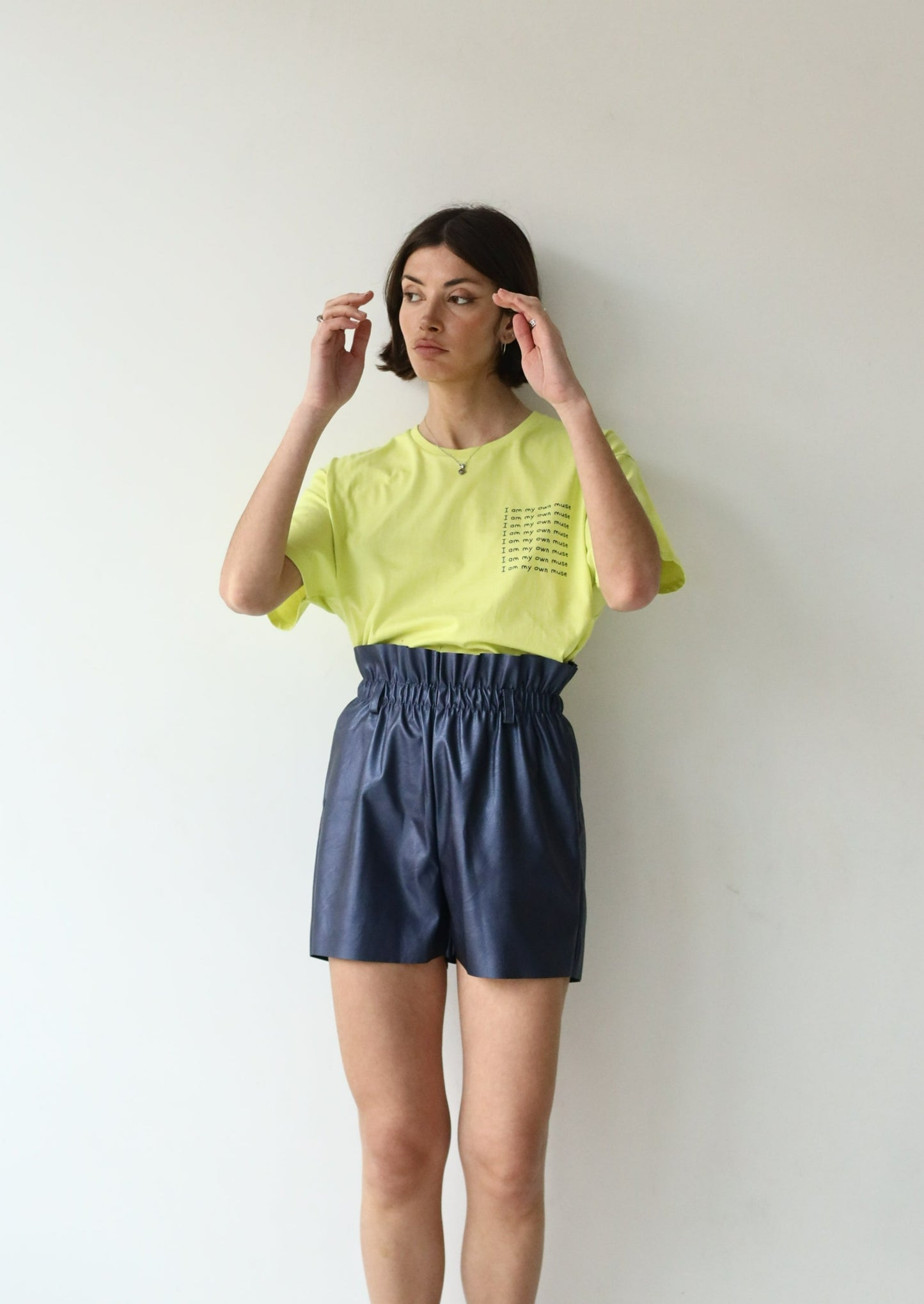 SHORTS POLIPIEL METALIZADA AZUL